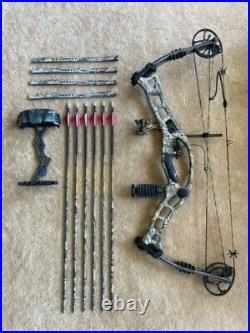 2010 Hoyt Turbo Hawk Compound Bow 26-30 in, 40-70 lbs camo