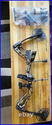 Diamond Archery Edge 320 Right Hand Compound Bow 7-70lb R. A. K. Package
