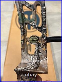 Elite Archery Option 6 70# Compound Bow (Realtree MAX-1) Right Handed