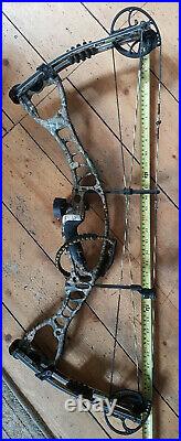 Hoyt Alphamax 32 XTS Compound Bow 60 70lbs XTR Cam & 1/2 with extras