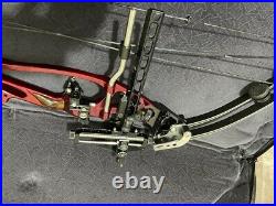 Hoyt Cybertec red RH 50-60 lbs 25.5 28 draw, with sight and stabiliser etc