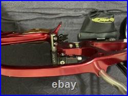 Hoyt Cybertec red RH 50-60 lbs 25.5 28 draw, with sight and stabiliser etc
