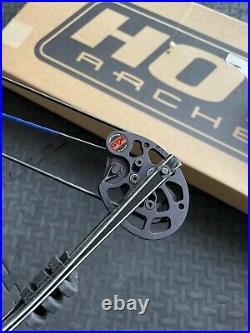 Hoyt Pro Comp Elite FX Bow Used For Advertising R/H 40-50lbs 24-25.5