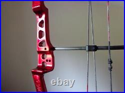 Mathews Compound Bow 50- 60lbs version 40 plus Mini Max 28 draw length