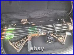 Mathews Dxt 29.5 in. 60-70# draw compound bow with full kit. Ready to hunt