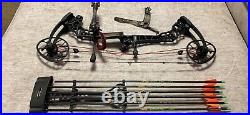 Mathews Triax compound bow 70 Lb 27.5 or 29Draw your choice