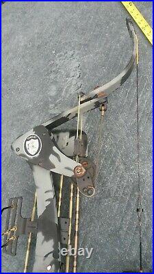 Oneida Eagle Tomcat Compound Bow Vintage 50-70 Lb Medium Draw Length