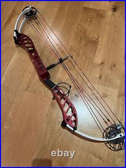 PSE Dominator Duo Compound Bow 50-60lbs RH