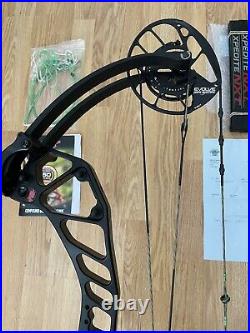 PSE Xpedite NXT 2021 60-70lbs Blackout 360fps Compound Bow