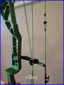 Pse Evolve 35 Green 3d Target Bow Rh/26-31.5/60lb Mint Condition! Save $