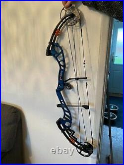 Pse phenom compound bow right handed 40lb-50lb blue